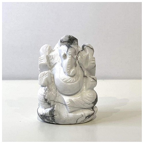 Ganesha Statue Howlit - 1 stk - 108 Blessings