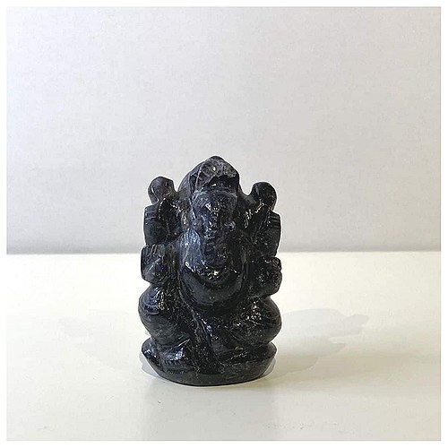 Ganesha Statue Iolit/Vandsafir - 1 stk - 108 Blessings